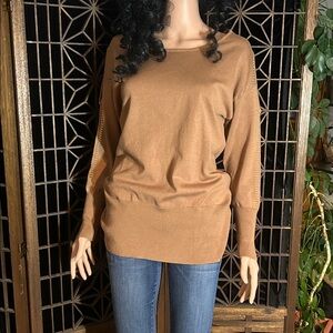 NWT QUESTIONS? PULL OVER SWEATER M